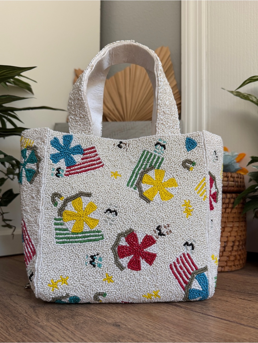 India Hand-Beaded Crossbody Beach Seaside Tote Bag – NWT - Mother’s Day Gift - Picture 4 of 9